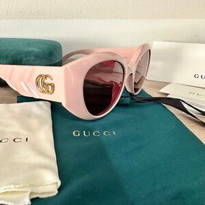 Gucci Sunglasses pink